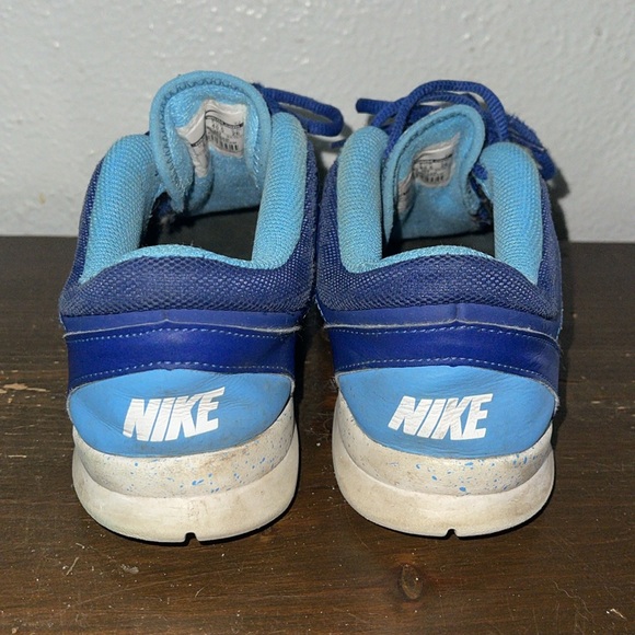 Women’s Nike Training shoes size 9 - Picture 4 of 7